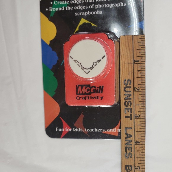 Corner Lacing Paper Punch McGill CRAFTIVITY!! NEW !! - Picture 4 of 5